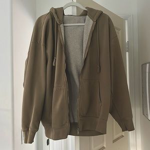 oversized zip up
